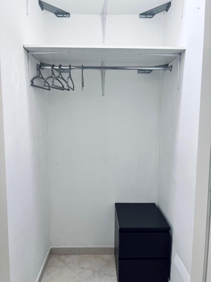 Apartment Capruzzi Барі Екстер'єр фото