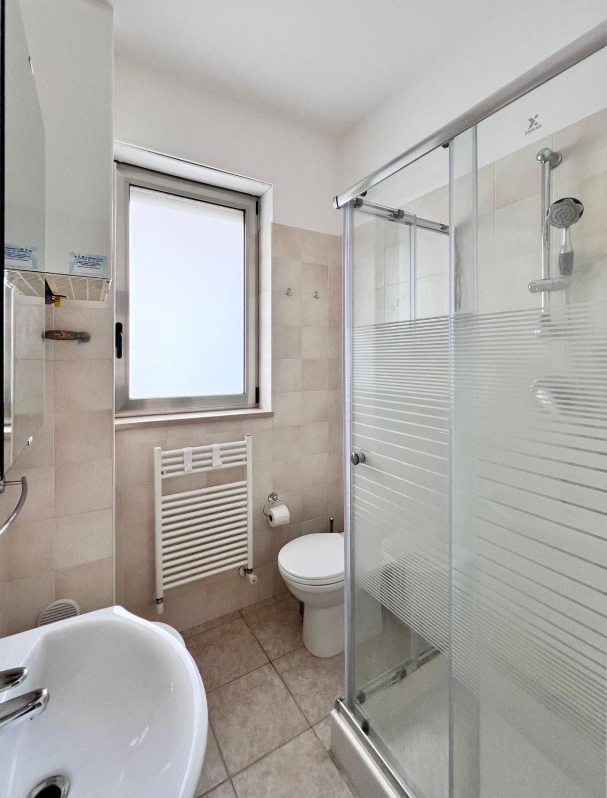 Apartment Capruzzi Барі Екстер'єр фото