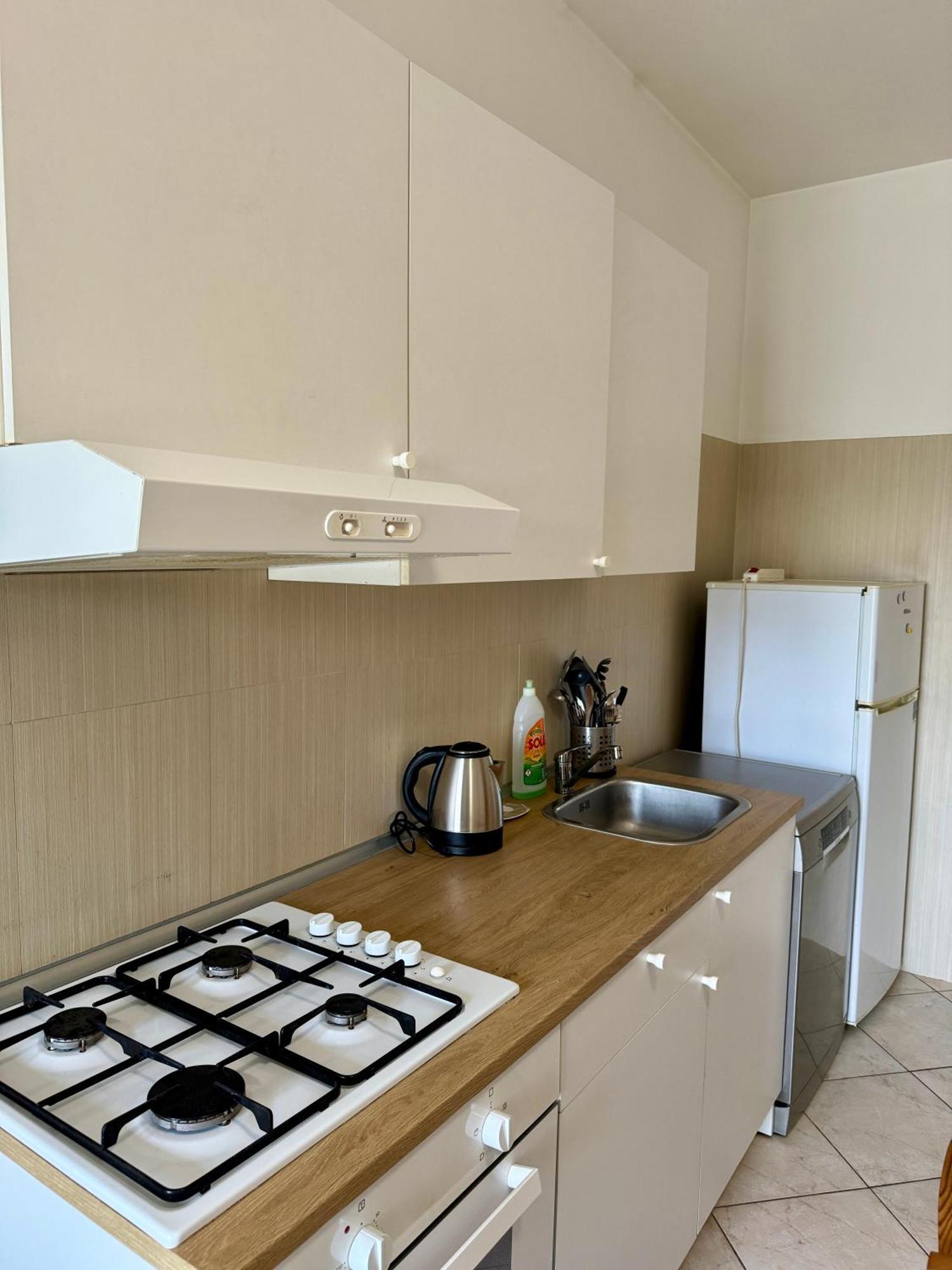 Apartment Capruzzi Барі Екстер'єр фото